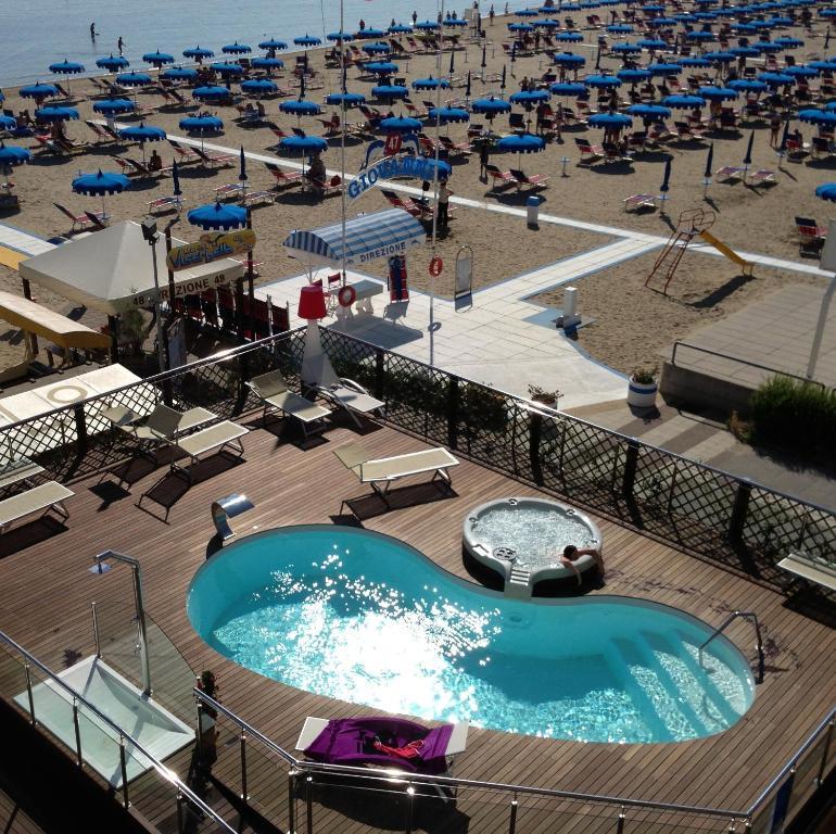 Hotel Baia Rimini Exterior photo